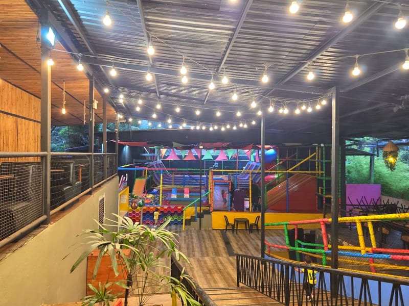 Área kids de Rafa's Food Park (Goiânia)