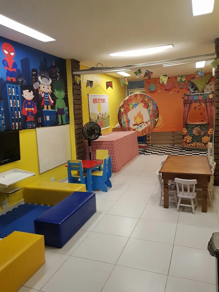 Área kids de Kids Guarujá restaurante pizzaria Bar & Boliche