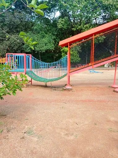 Área kids de Parque Regional da Criança Palhaço Estremilique