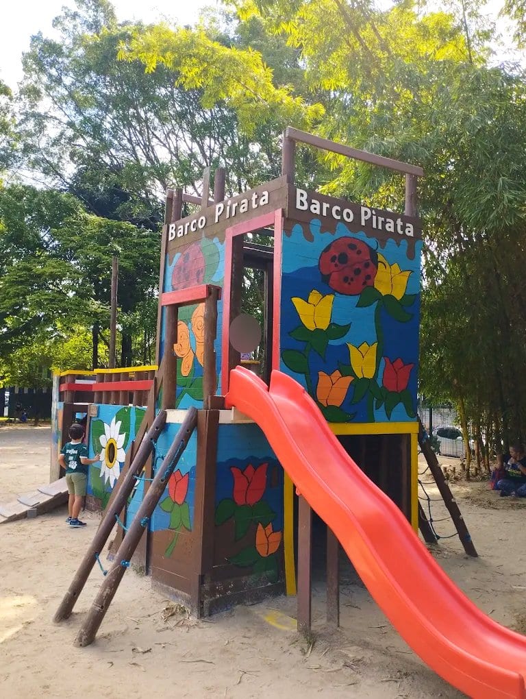 Área kids de Espaço Verde Chico Mendes