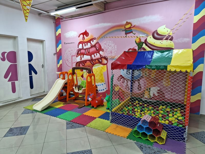 Área kids de Gelateria Cioccolato