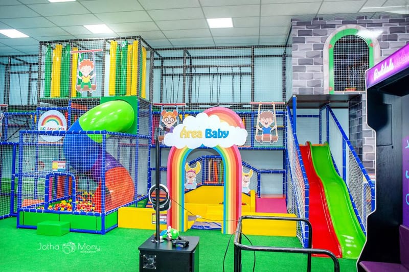 Área kids de BC Arco Iris