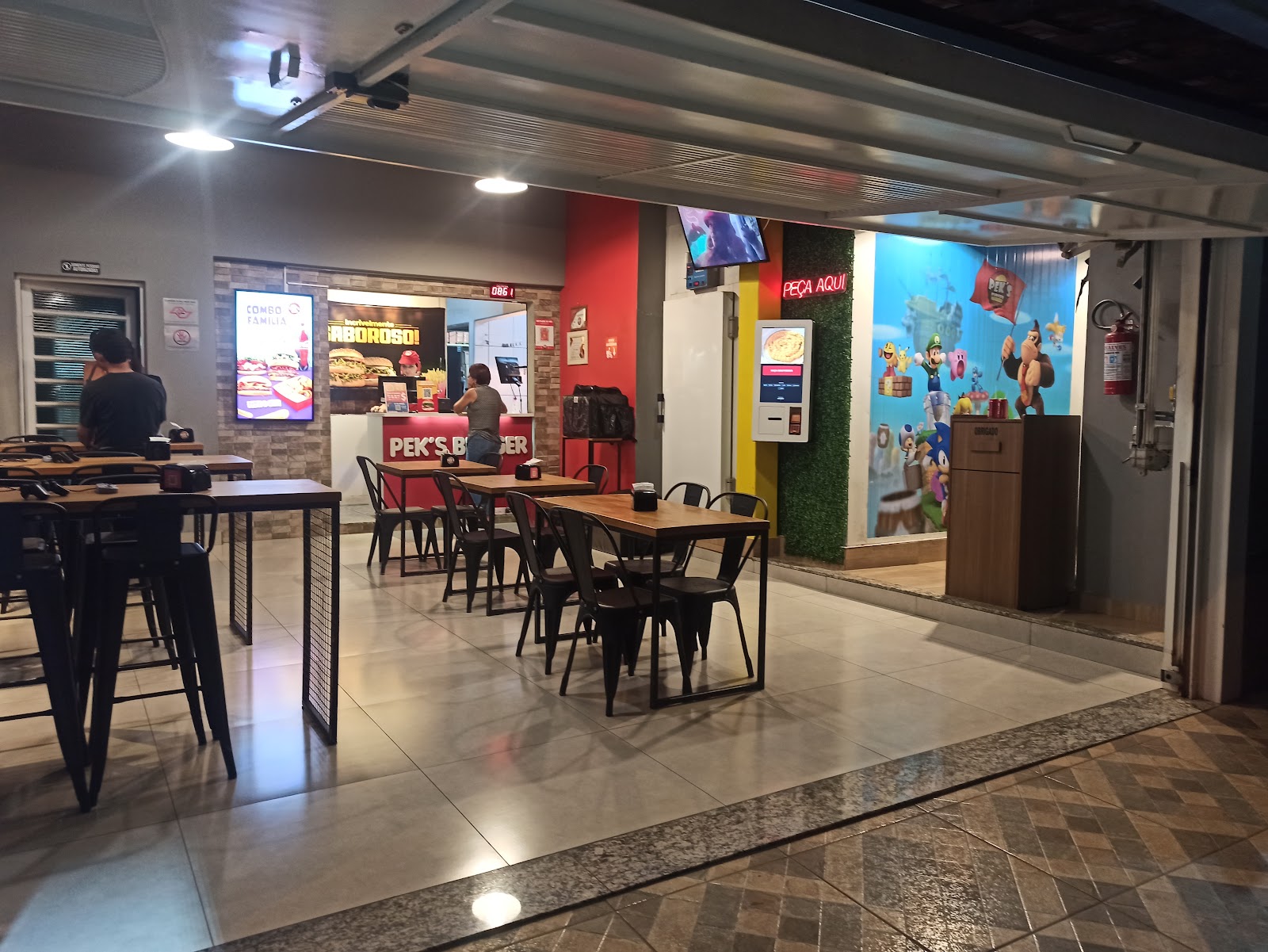 Pek's Burger – Hamburgueria em Franca