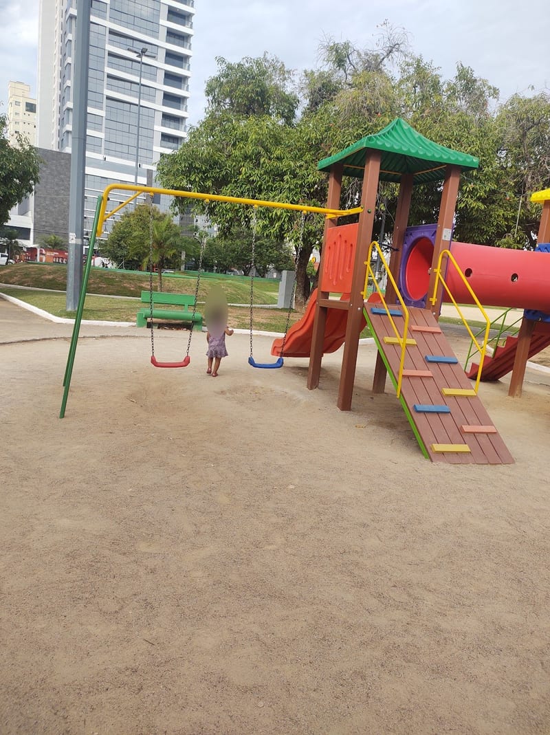 Área kids de Praça Genésio Miranda Lins