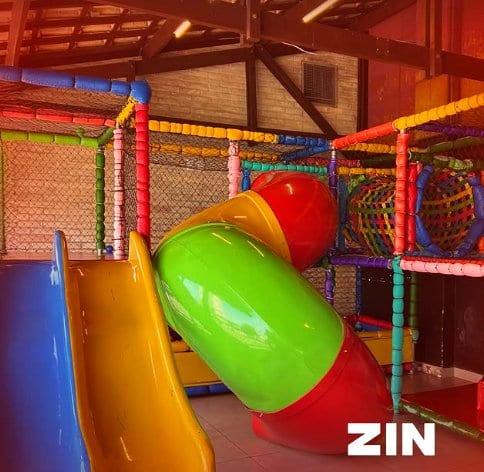 Área kids de Zin'Bar