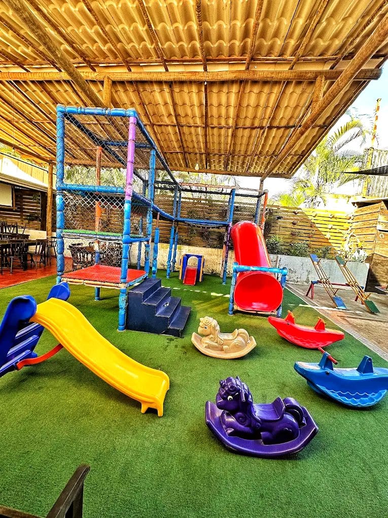 Área kids de Os Caipiras