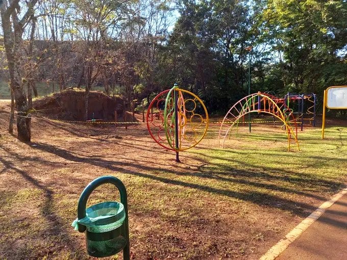 Área kids de Parque Prefeito Luiz Roberto Jábali (Parque Curupira)