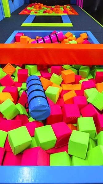 Área kids de Fire Jump Parque de Trampolins