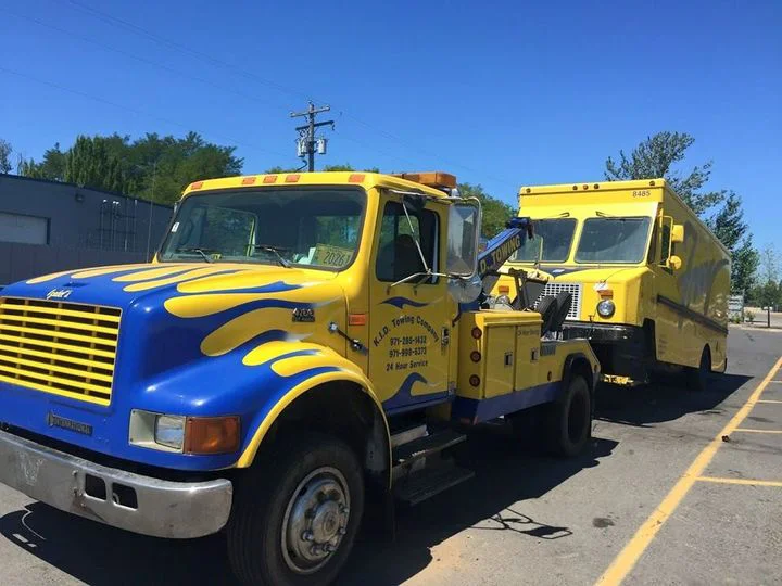 Kid Towing service vehicle