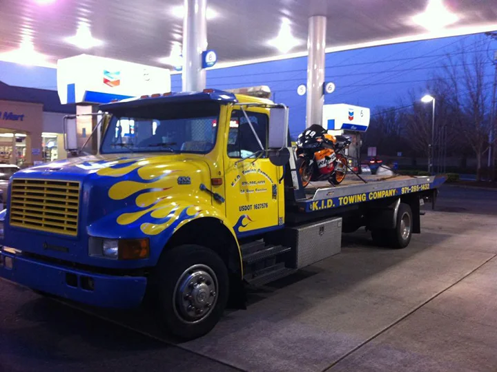 Kid Towing service vehicle