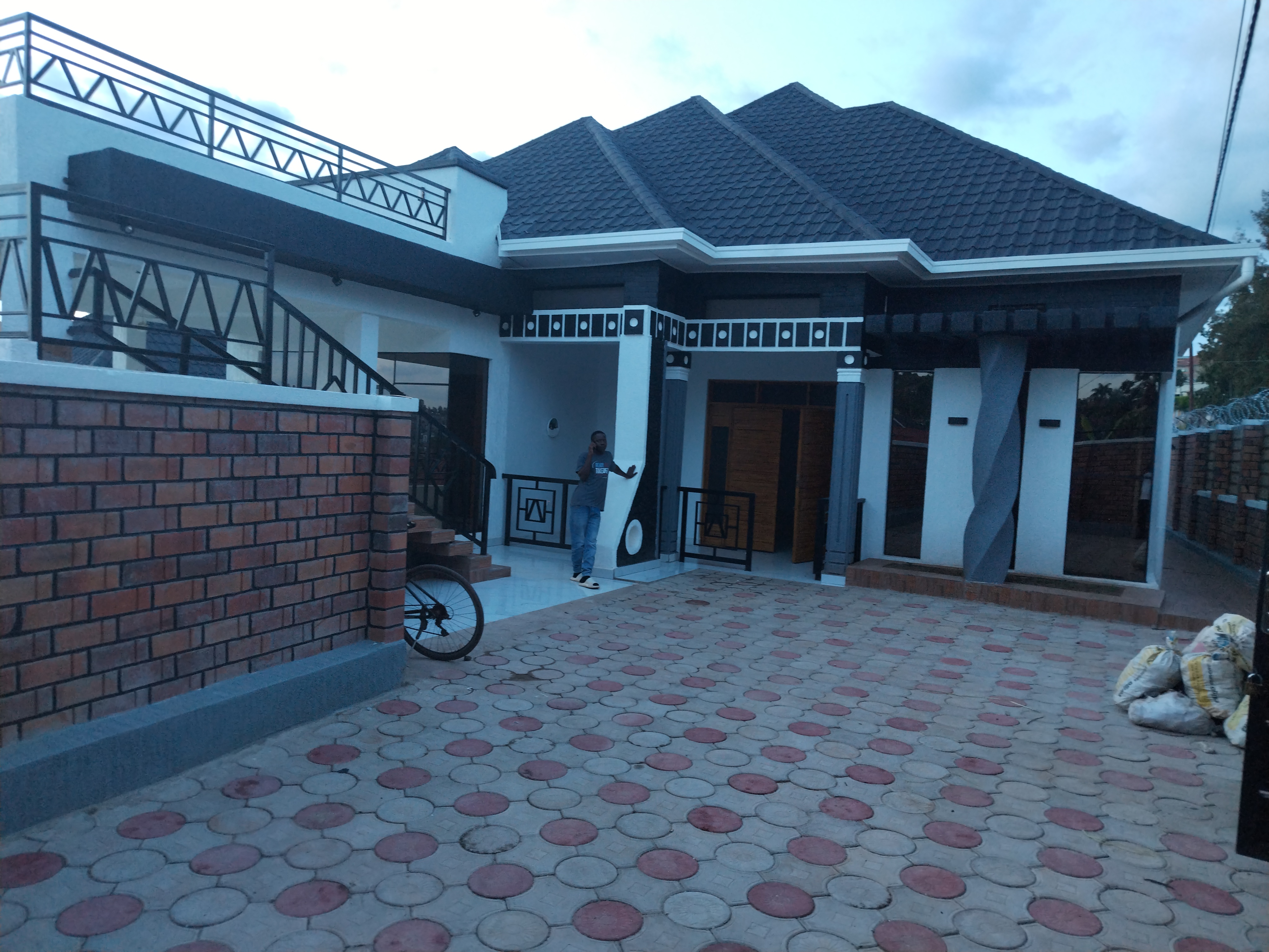 8-Bedroom House in Kimironko, Gasabo for Sale