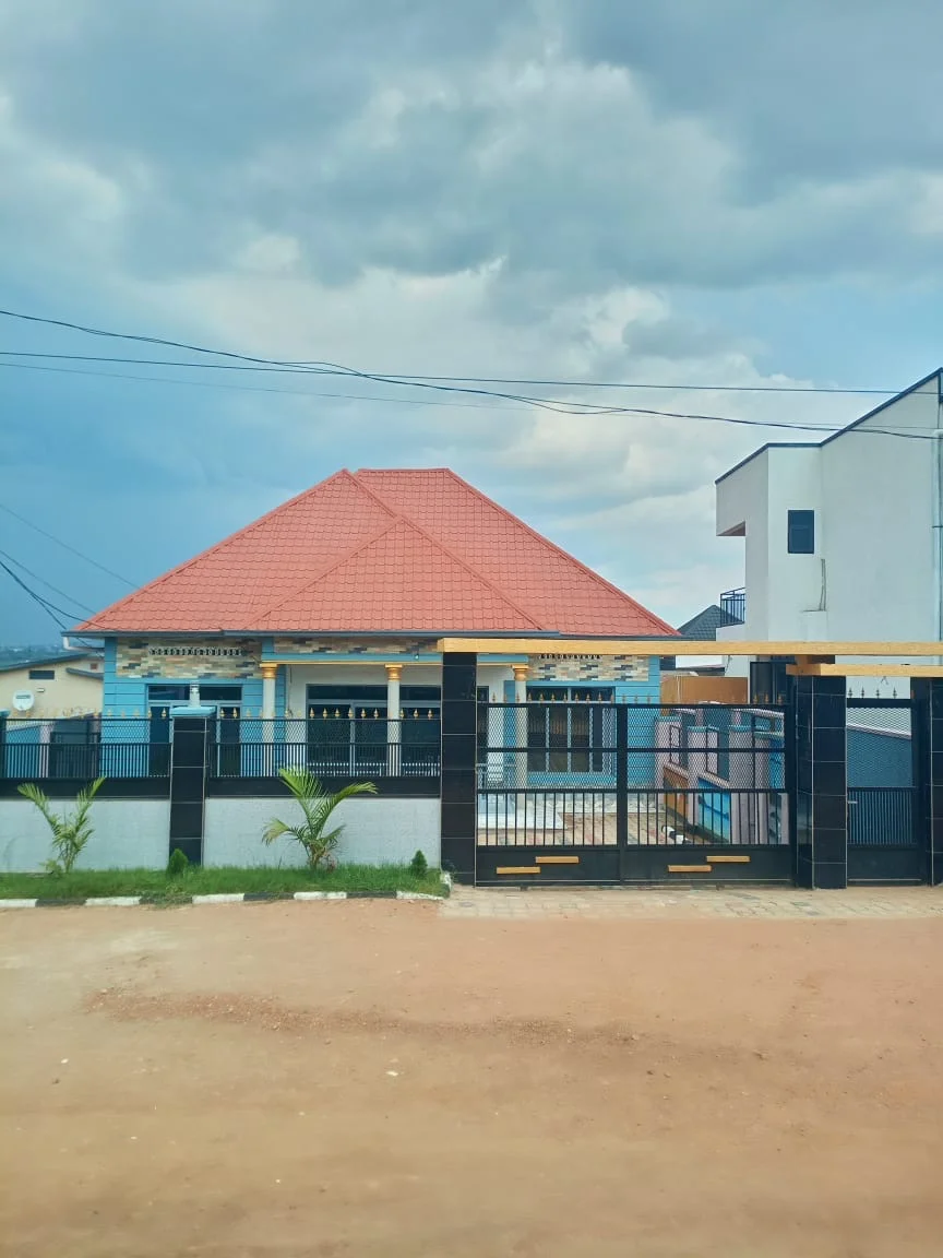 House in Kanombe, Kicukiro for Sale
