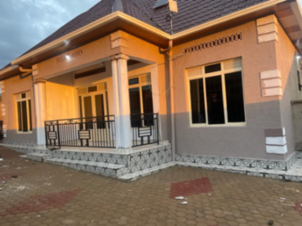 House in Kanombe, Kicukiro for Sale