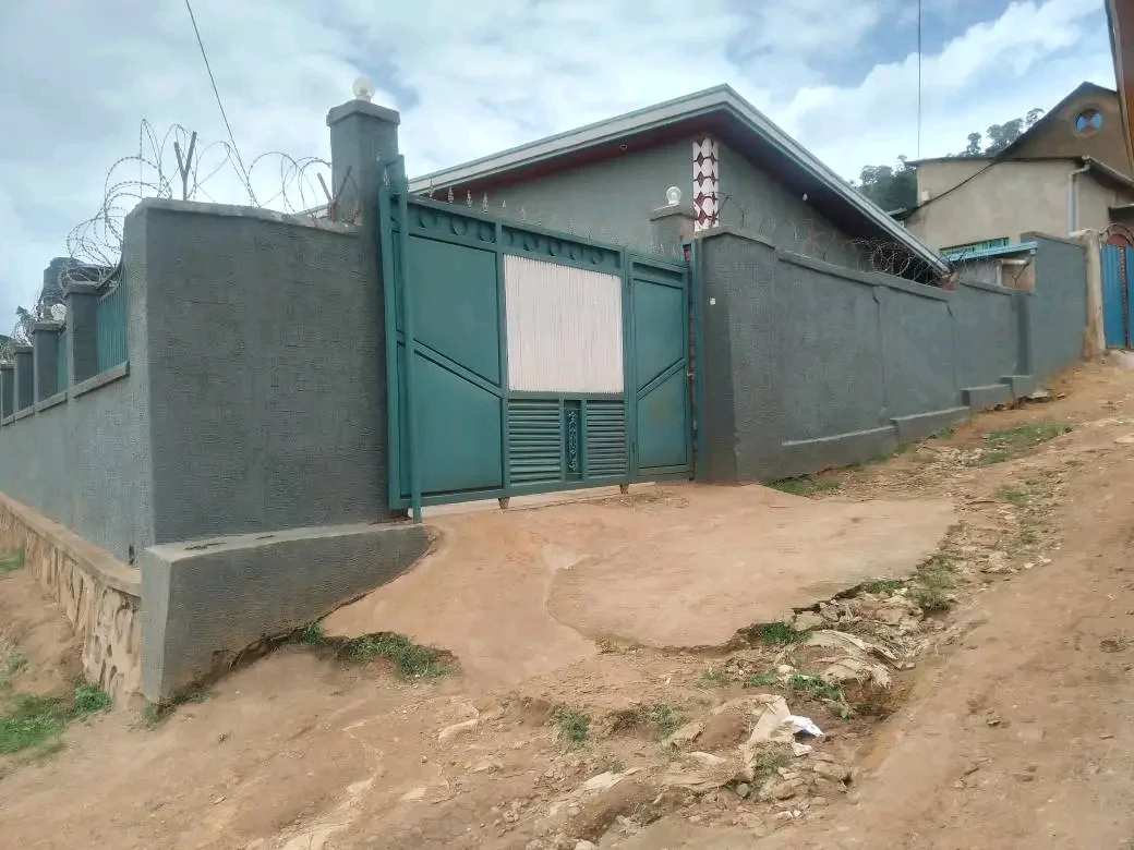 3-Bedroom House in Kinyinya, Gasabo for Sale