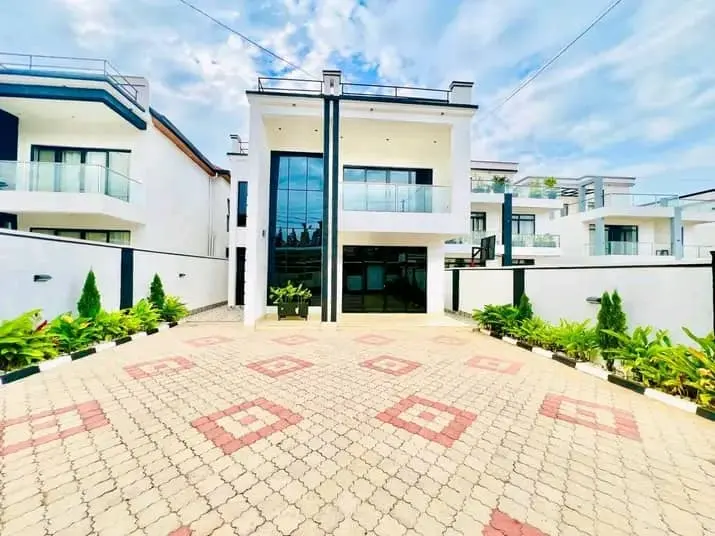 5-Bedroom House in Kimironko, Gasabo for Sale