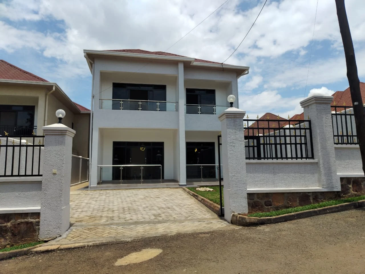 5-Bedroom House in Kanombe, Kicukiro for Sale