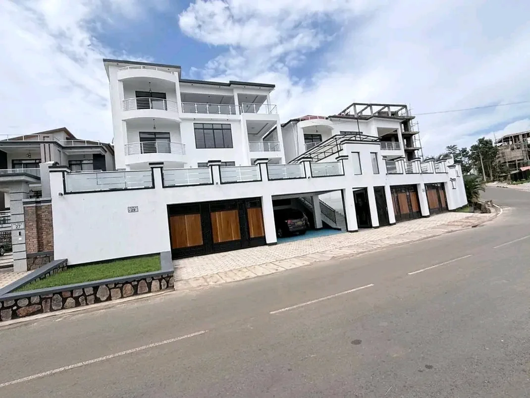 7-Bedroom House in Kigali, Nyarugenge for Sale