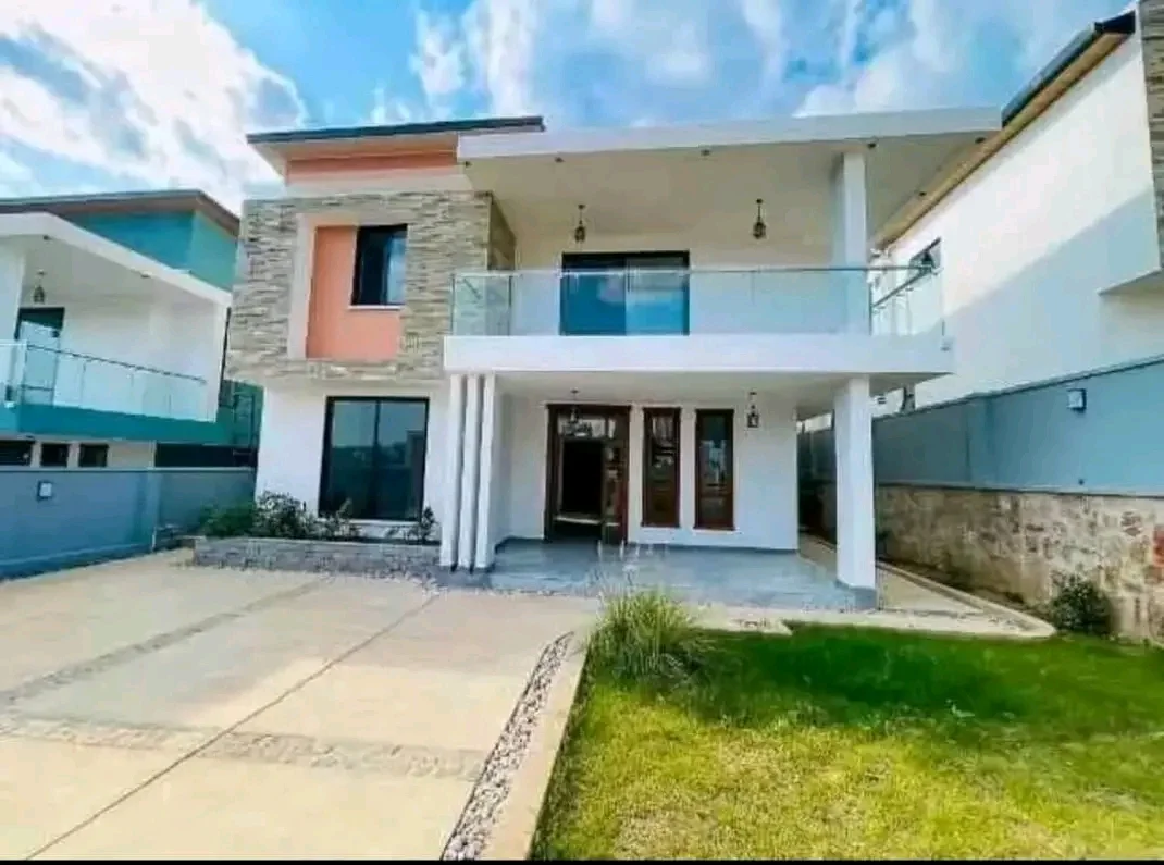 6-Bedroom House in Kimironko, Gasabo for Sale