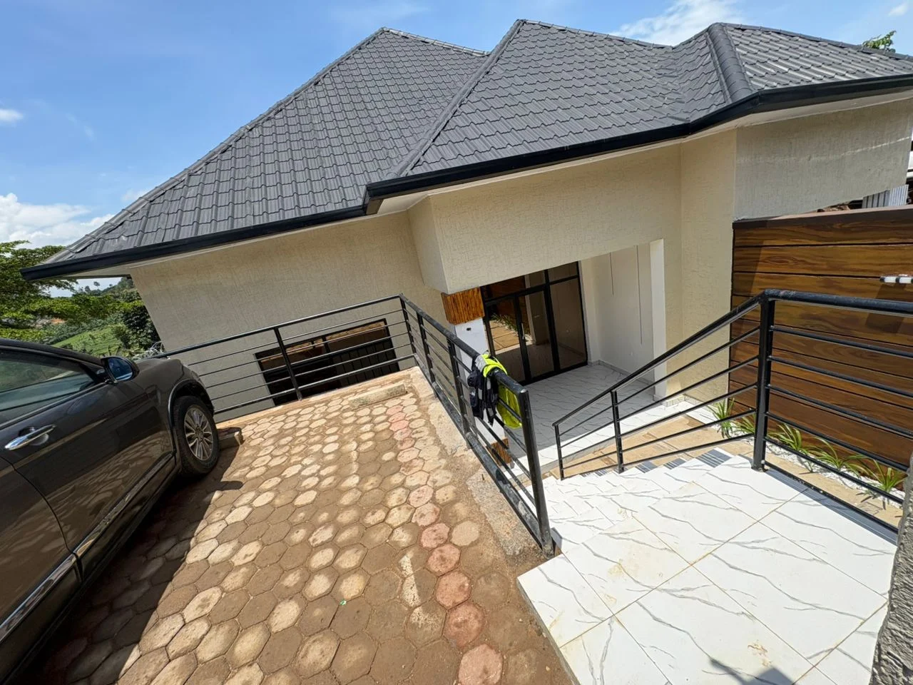 5-Bedroom House in Kagarama, Kicukiro for Sale