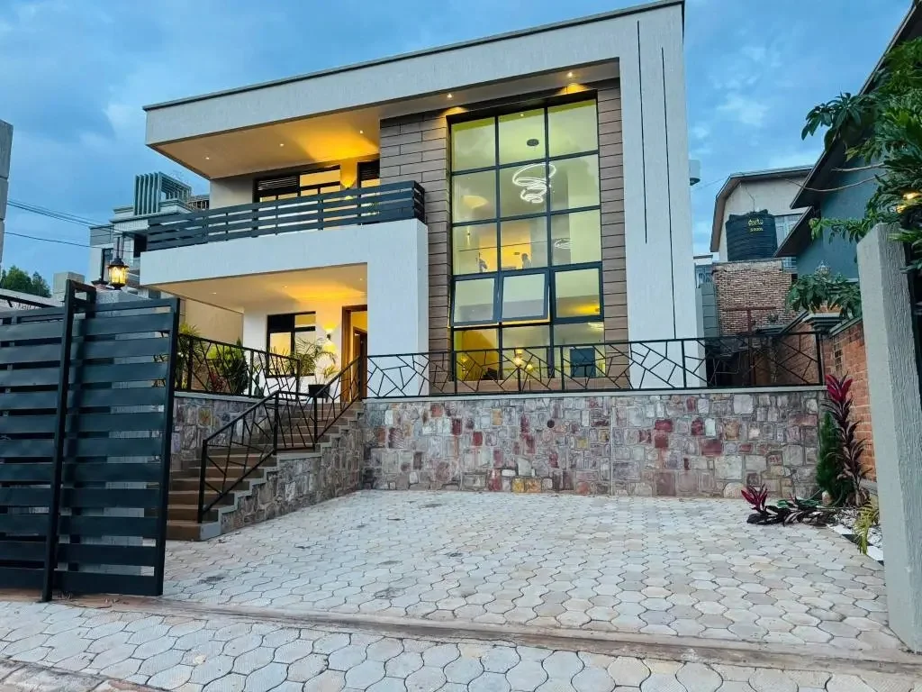 5-Bedroom House in Kicukiro, Kicukiro for Sale