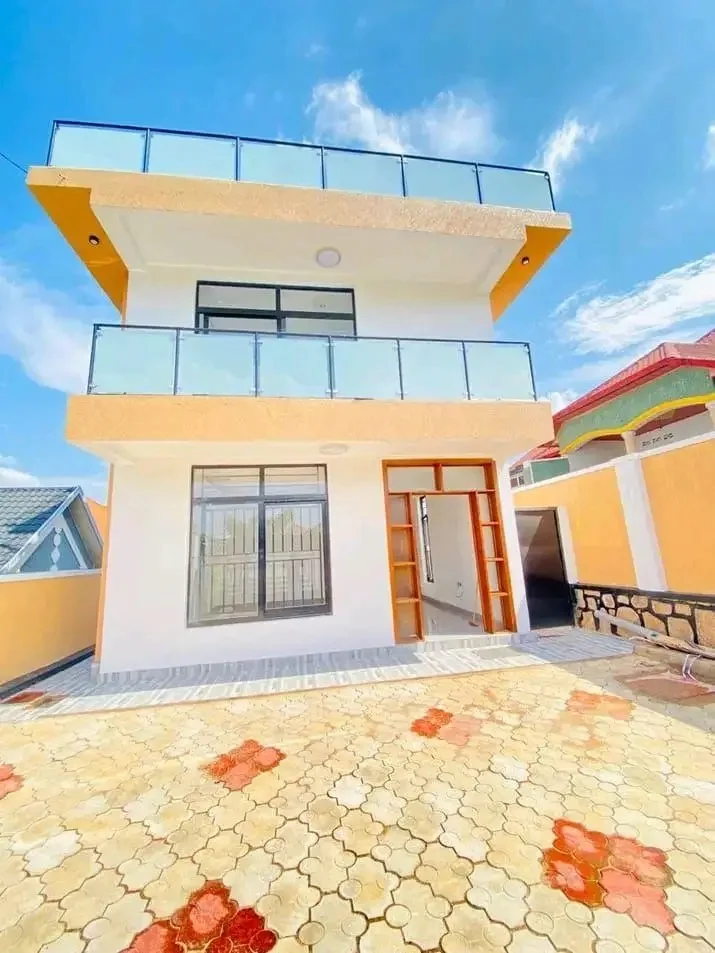 5-Bedroom House in Kagarama, Kicukiro for Sale