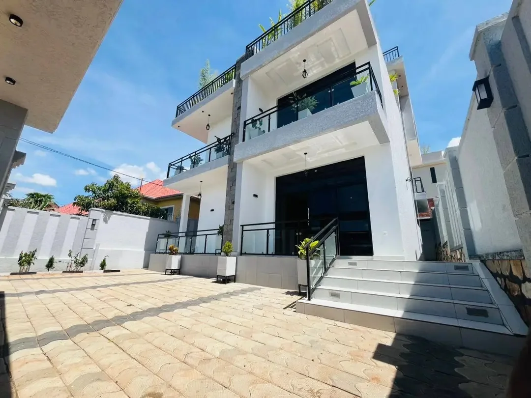 4-Bedroom House in Kagarama, Kicukiro for Sale