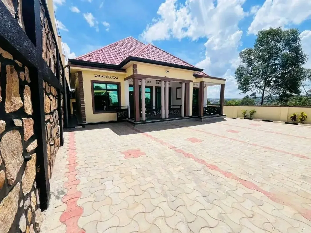 4-Bedroom House in Kagarama, Kicukiro for Sale