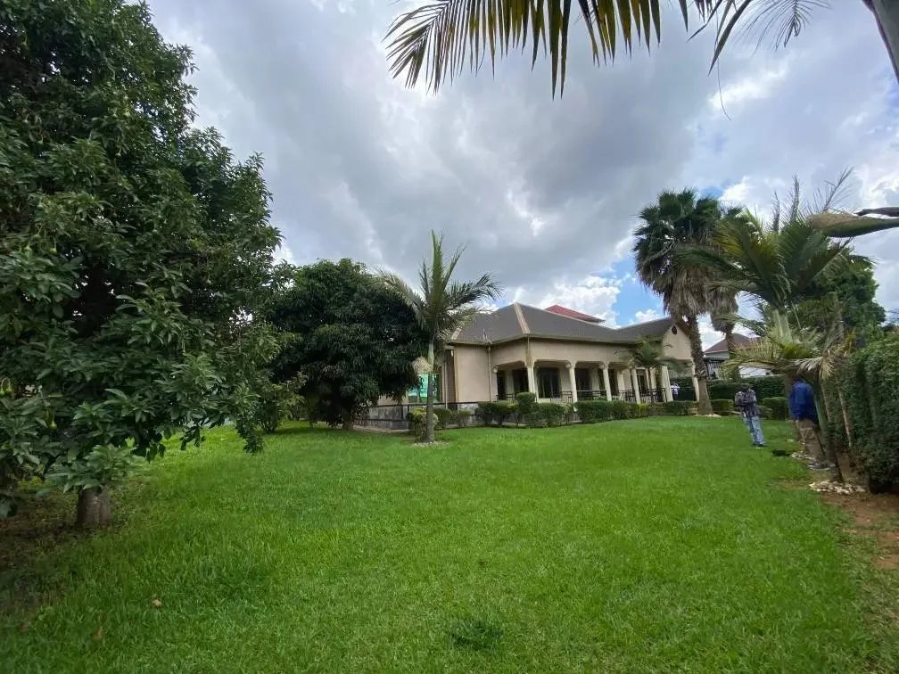 5-Bedroom House in Gisozi, Gasabo for Sale
