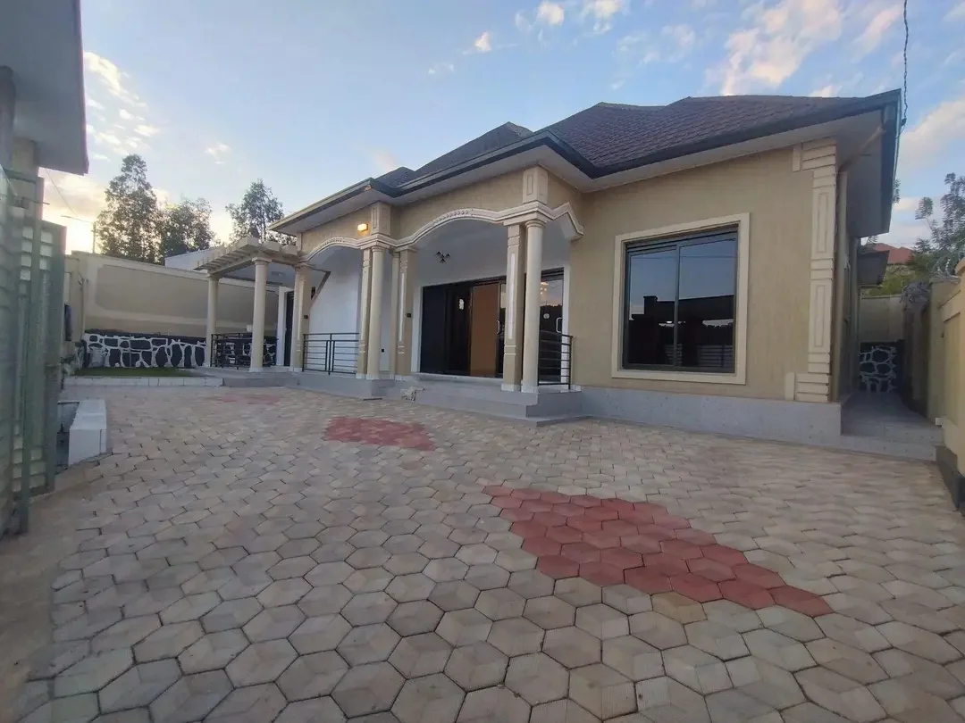 4-Bedroom House in Kagarama, Kicukiro for Sale