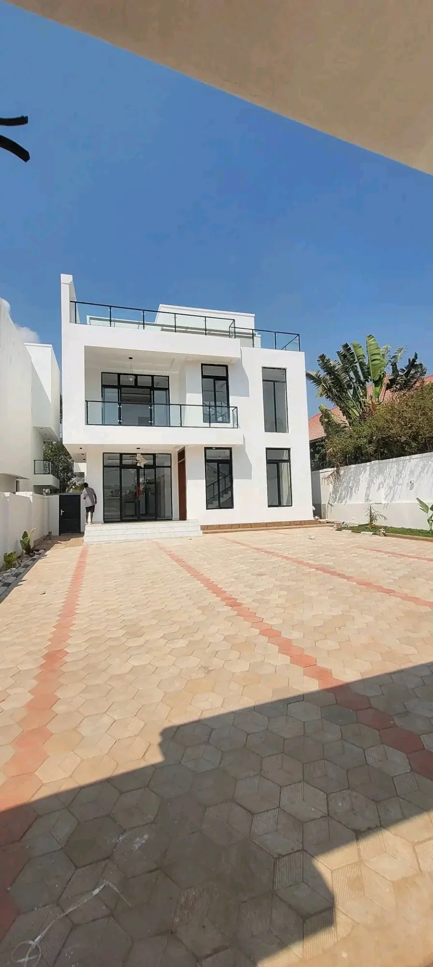 5-Bedroom House in Kagarama, Kicukiro for Sale