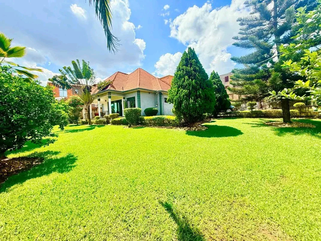 4-Bedroom House in Kagarama, Kicukiro for Sale