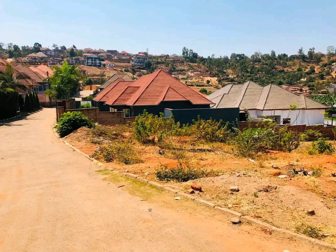 Land in Kanombe, Kicukiro for Sale