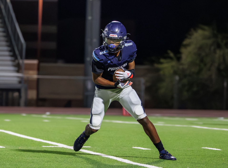 Al-William Al-William Tertiary Action Photo