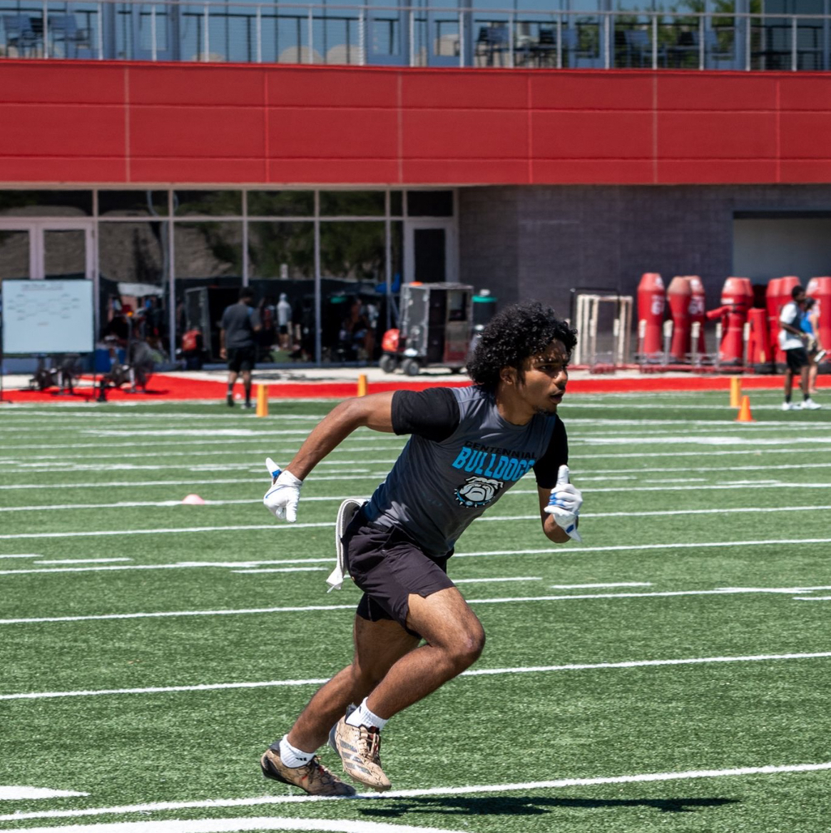 elliott elliott Primary Action Photo