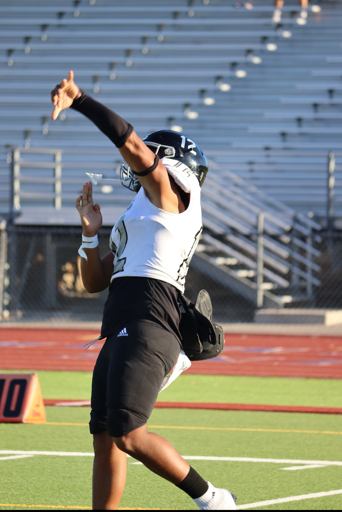 AJ AJ Tertiary Action Photo