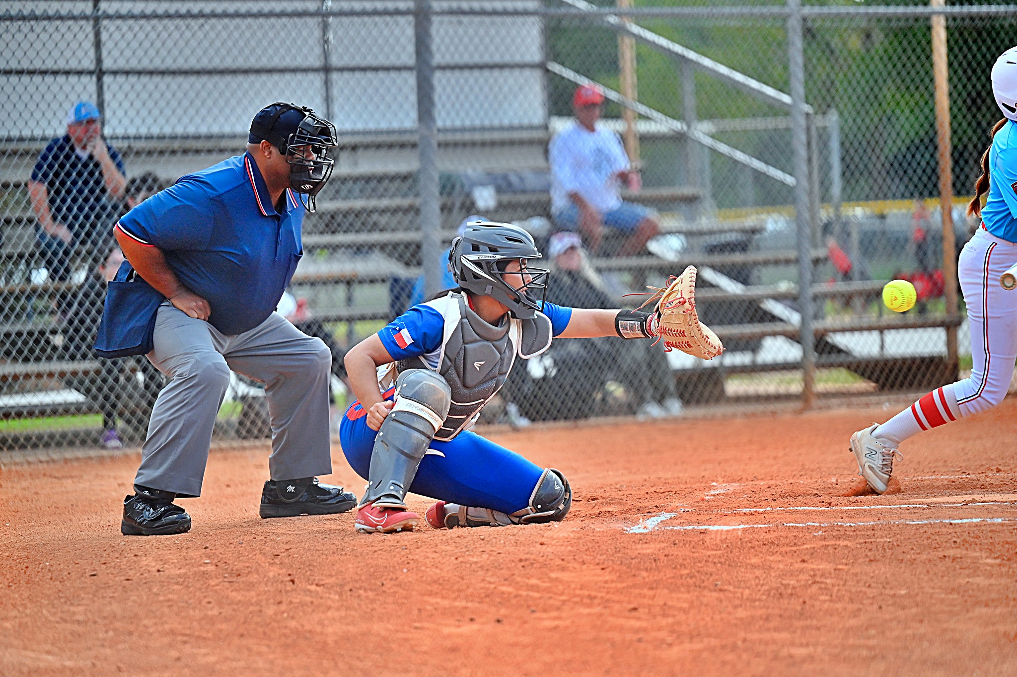 Chloe Chloe Secondary Action Photo