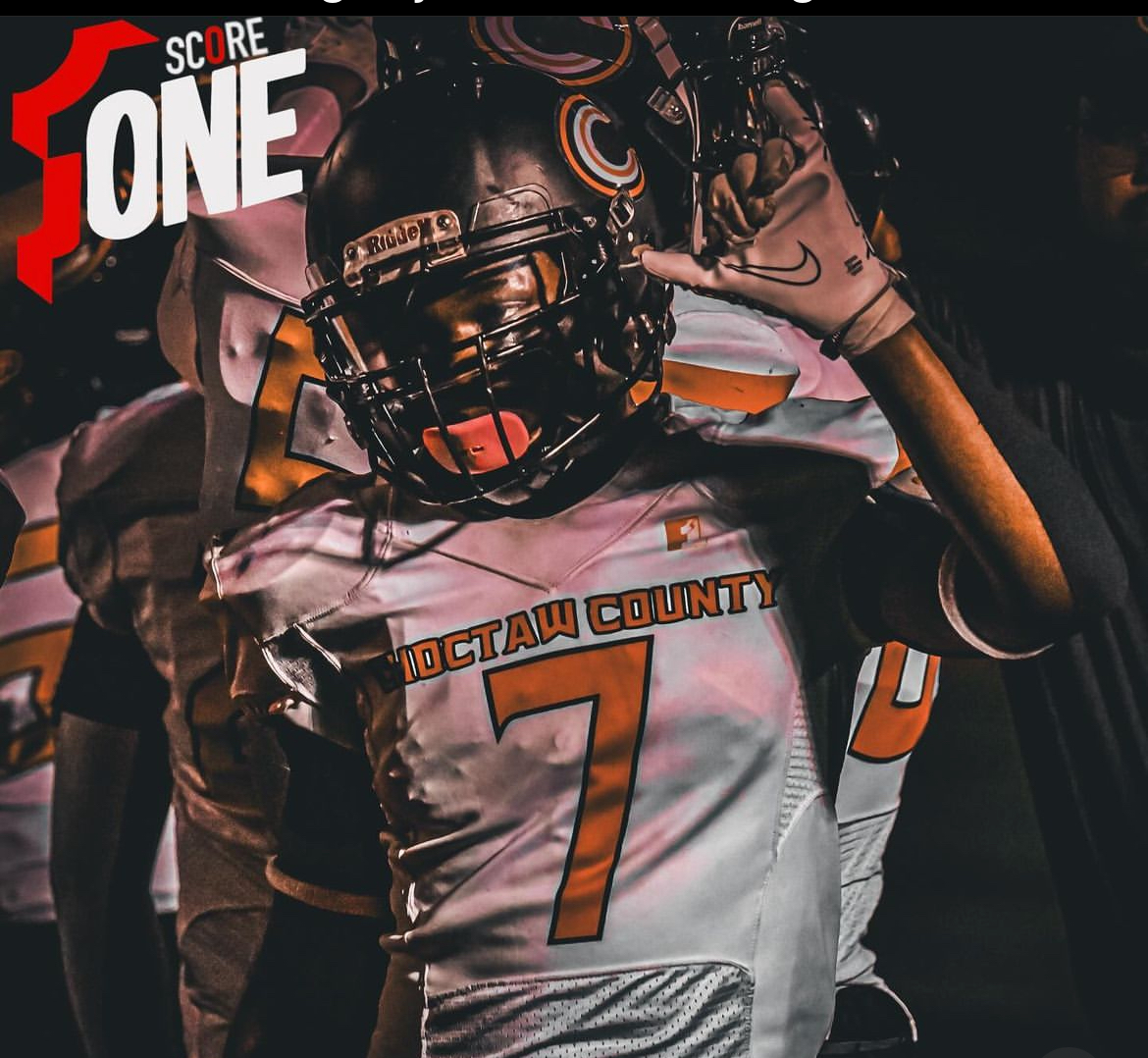 Devin Devin Tertiary Action Photo