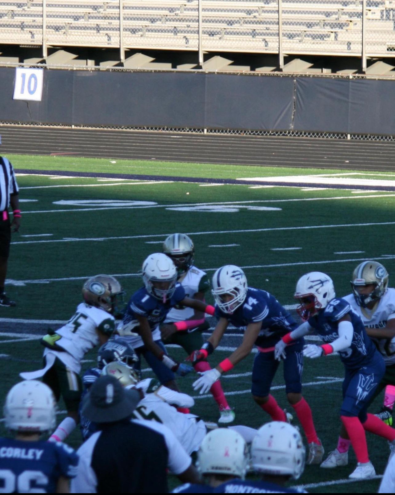 Henok Henok Primary Action Photo