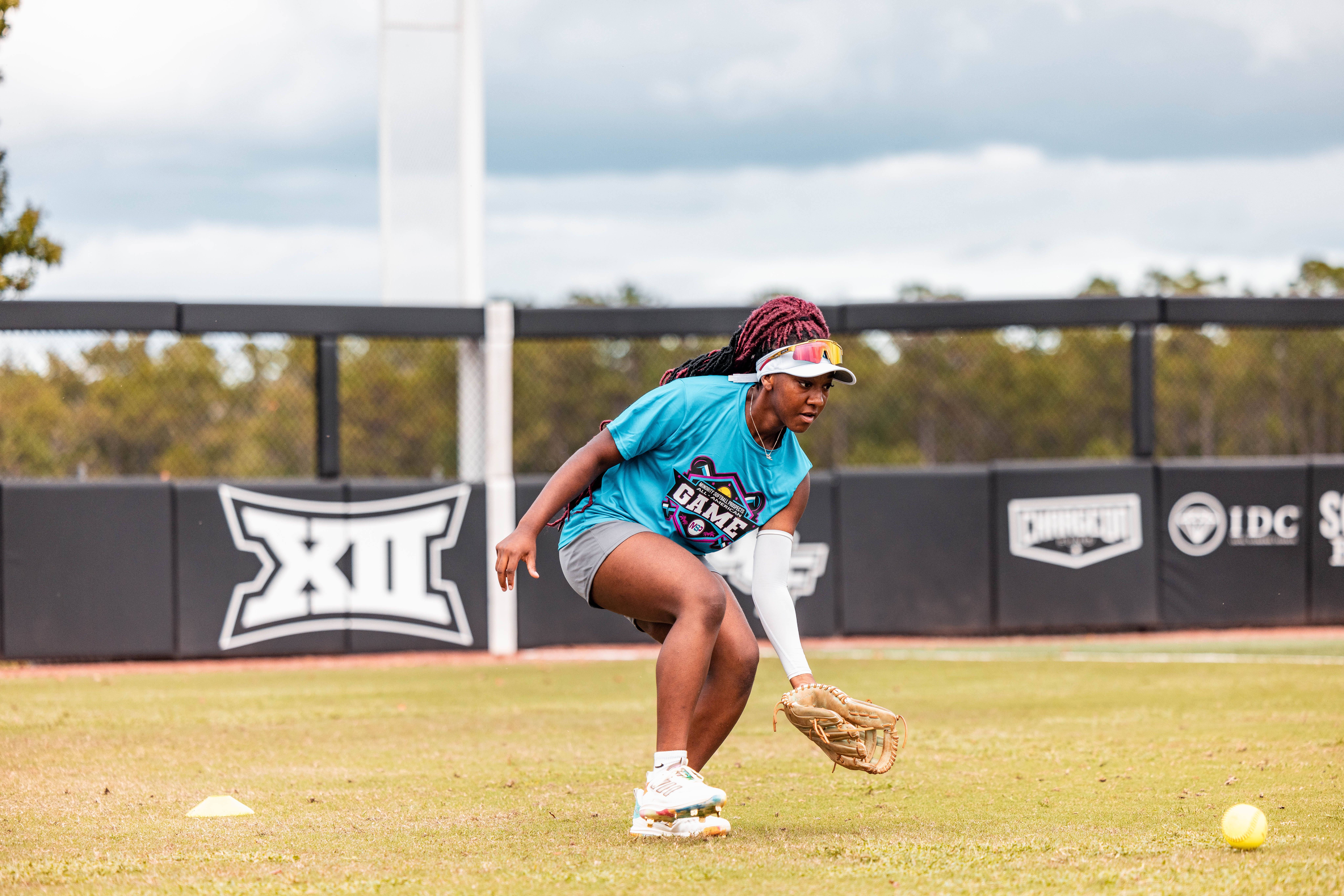 Mariah Mariah Primary Action Photo