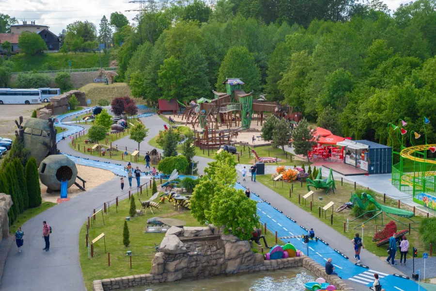 Sekcja 4 tematyczne parki