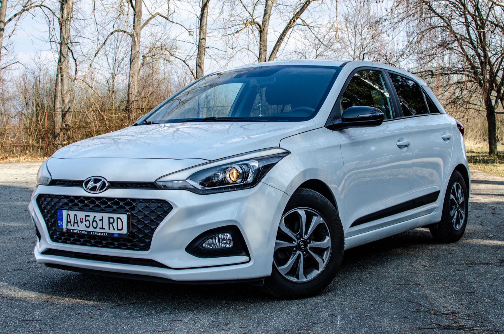 i20