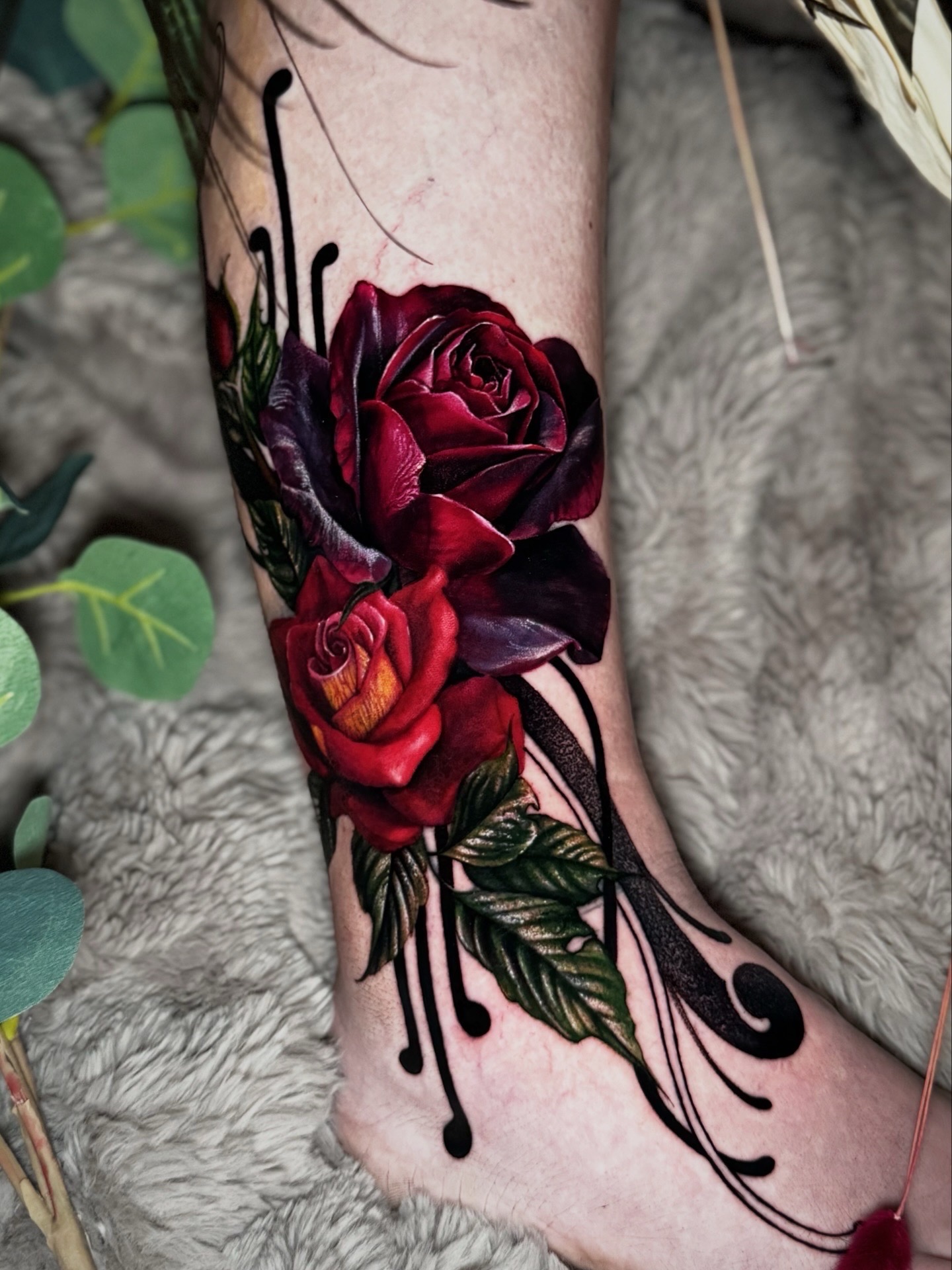 Cover roses réalistes avec ornemental.