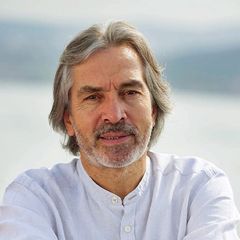 İskender Pala — author photo