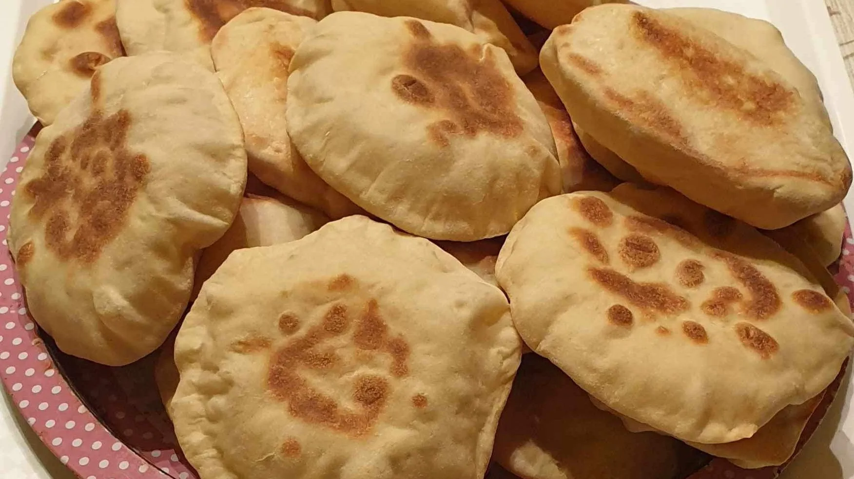 خبز عربي صغير