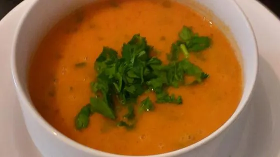 شوربة البندورة