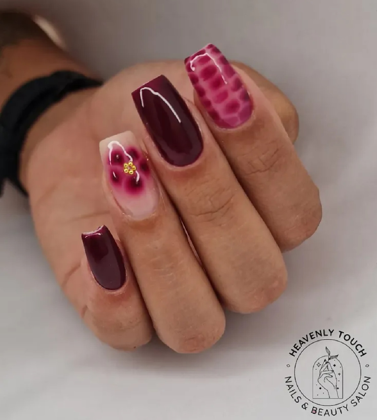 HEAVENLY TOUCH gallery 3