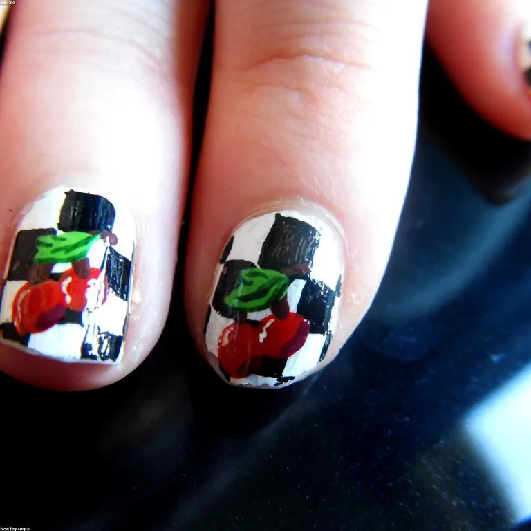 Esmalte rojo