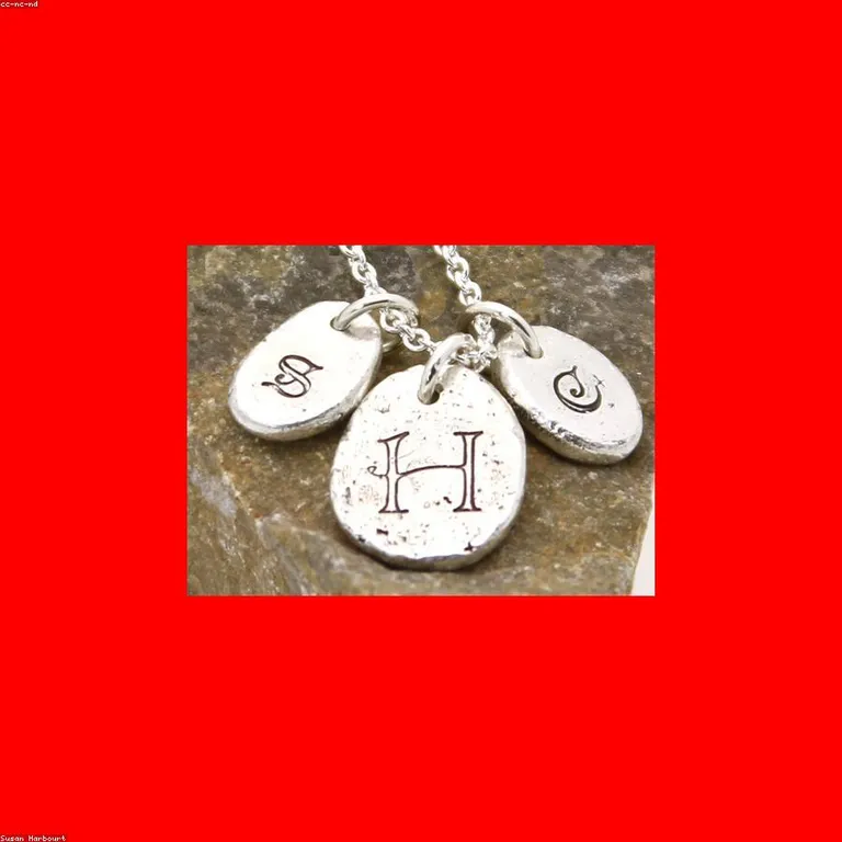 Collar inicial