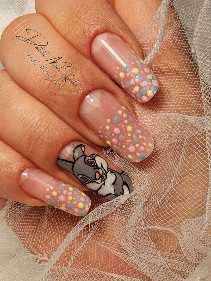 Oster-Vibes auf den Nägeln! 🐰✨
Frühlings-Set mit handgemaltem Klopfer. 🖌️🐰 Was sagt ihr zu dem Look? – photo 1