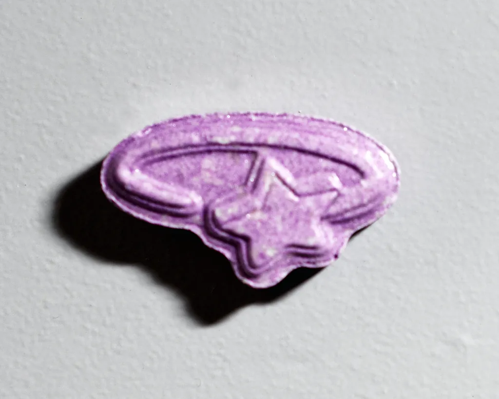 Pop Smoke molecular scheme